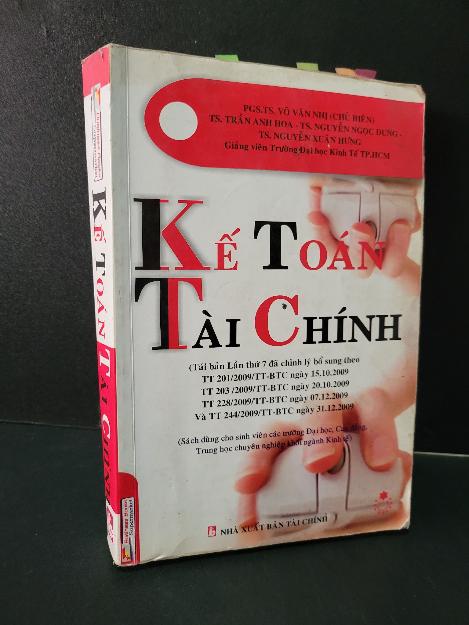 Kế toán tài chính mới 80% bẩn bìa, ố nhẹ, tróc gáy nhẹ, có chữ ký 1604 Kế toán, kiểm toán, thuế (SL có thể đặt: 1 Cuốn) - SÁCH ĐẠI HỌC