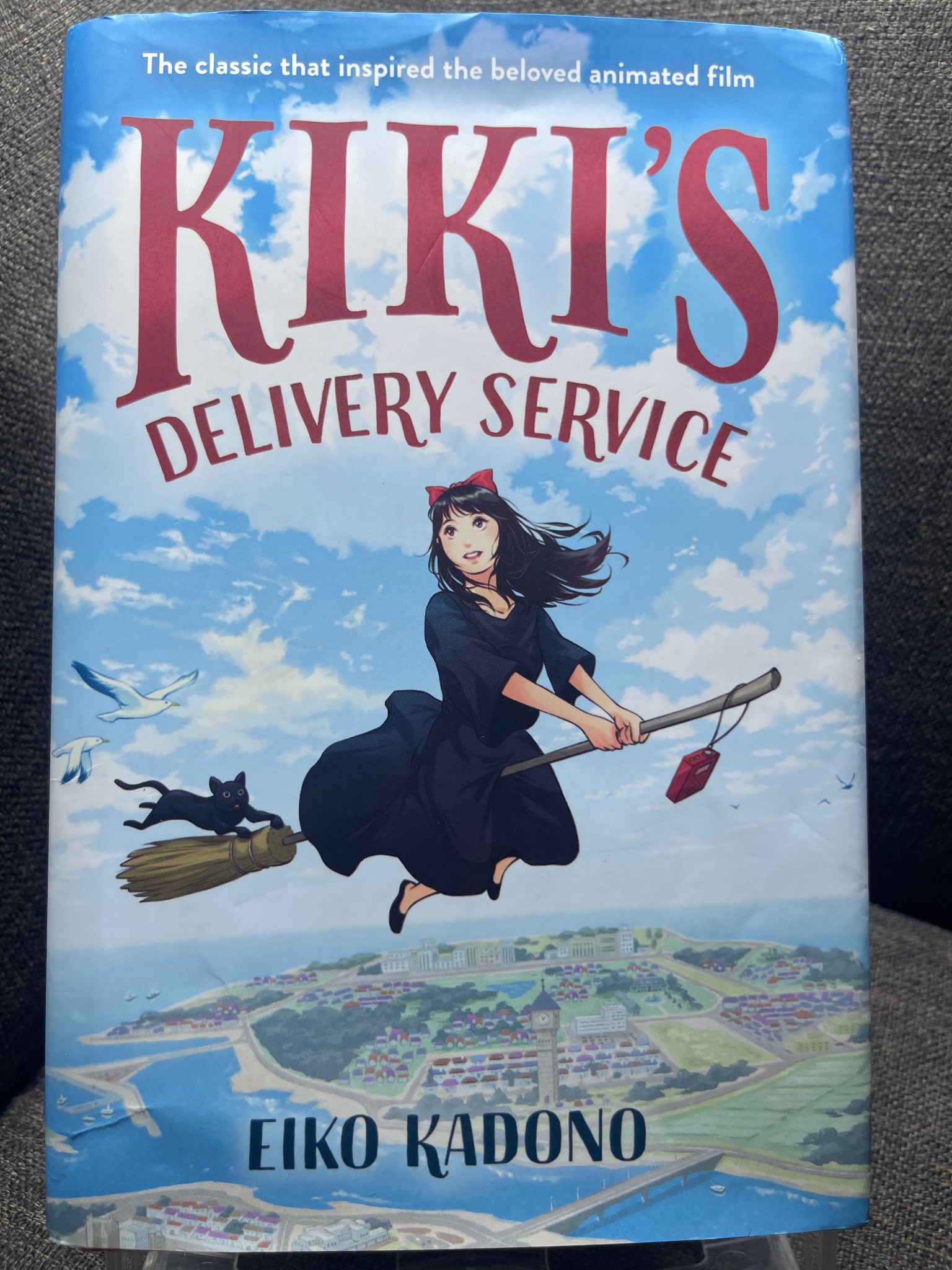 Kikis delivery service mới 90% truyện ngoại văn và thiếu nhi Eiko Kadono 1505 Sách ngoại văn (SL có thể đặt: 1 Cuốn) - SÁCH ĐẠI HỌC
