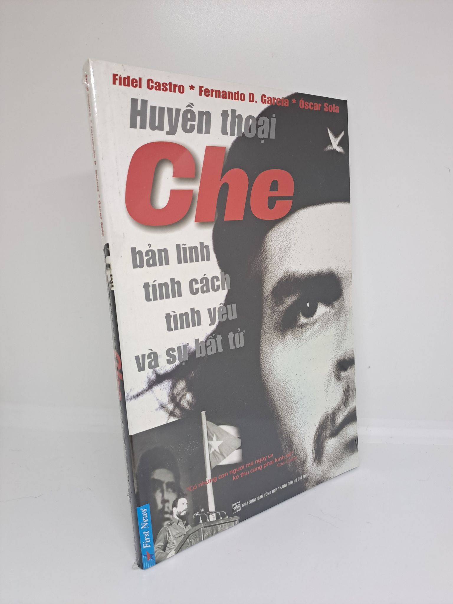 Huyền Thoại Che bản lĩnh tính cách tình yêu và sự bất tử - Fidel Castro mới 100% 0809 (SL có thể đặt: 2 Cuốn) - SÁCH ĐẠI HỌC