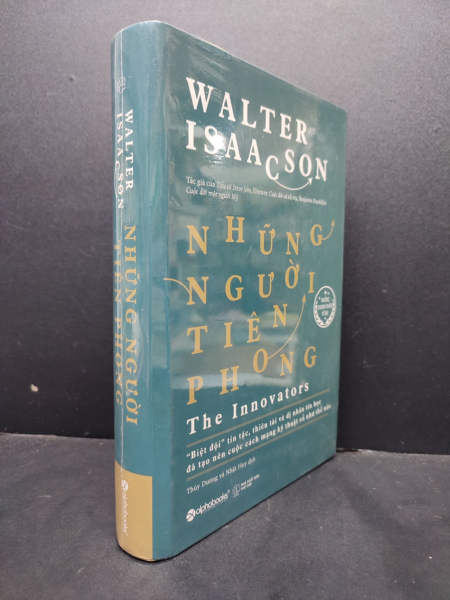 Những Người Tiên Phong mới 100% 1406 Walter Isaa Son (SL có thể đặt: 1 Cuốn) - SÁCH ĐẠI HỌC