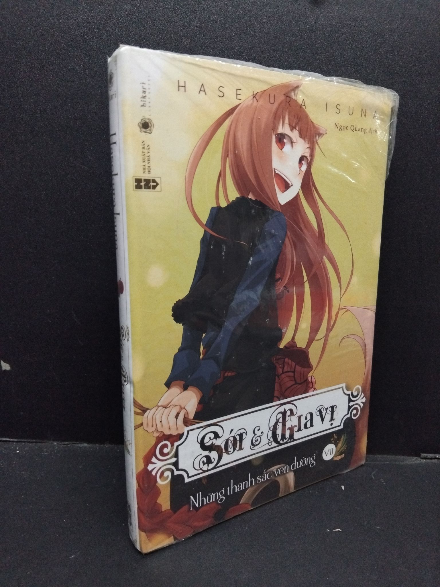 Sói và gia vị 7 Những thanh sắt ven đường mới 90% còn seal 1209 Hasekura Isuna (SL có thể đặt: 1 Cuốn) - SÁCH ĐẠI HỌC