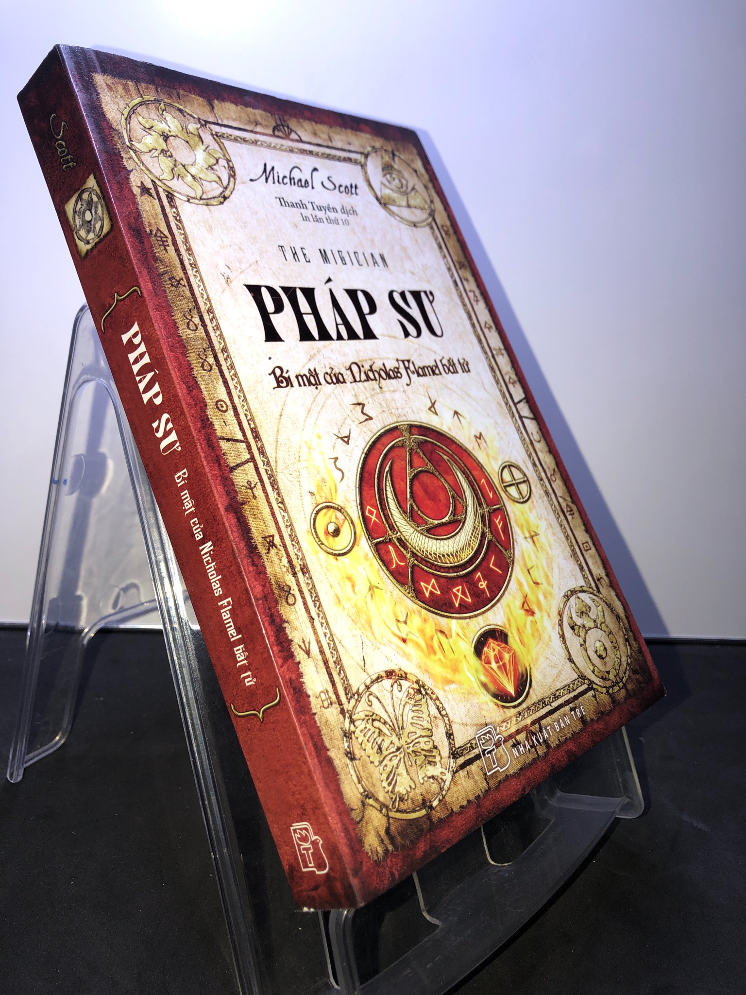 Pháp sư Bí mật của Nicholas Flamel bất tử 2019 mới 90% bẩn nhẹ bụng sách Michael Scott 1107 (SL có thể đặt: 1 Cuốn) - SÁCH ĐẠI HỌC