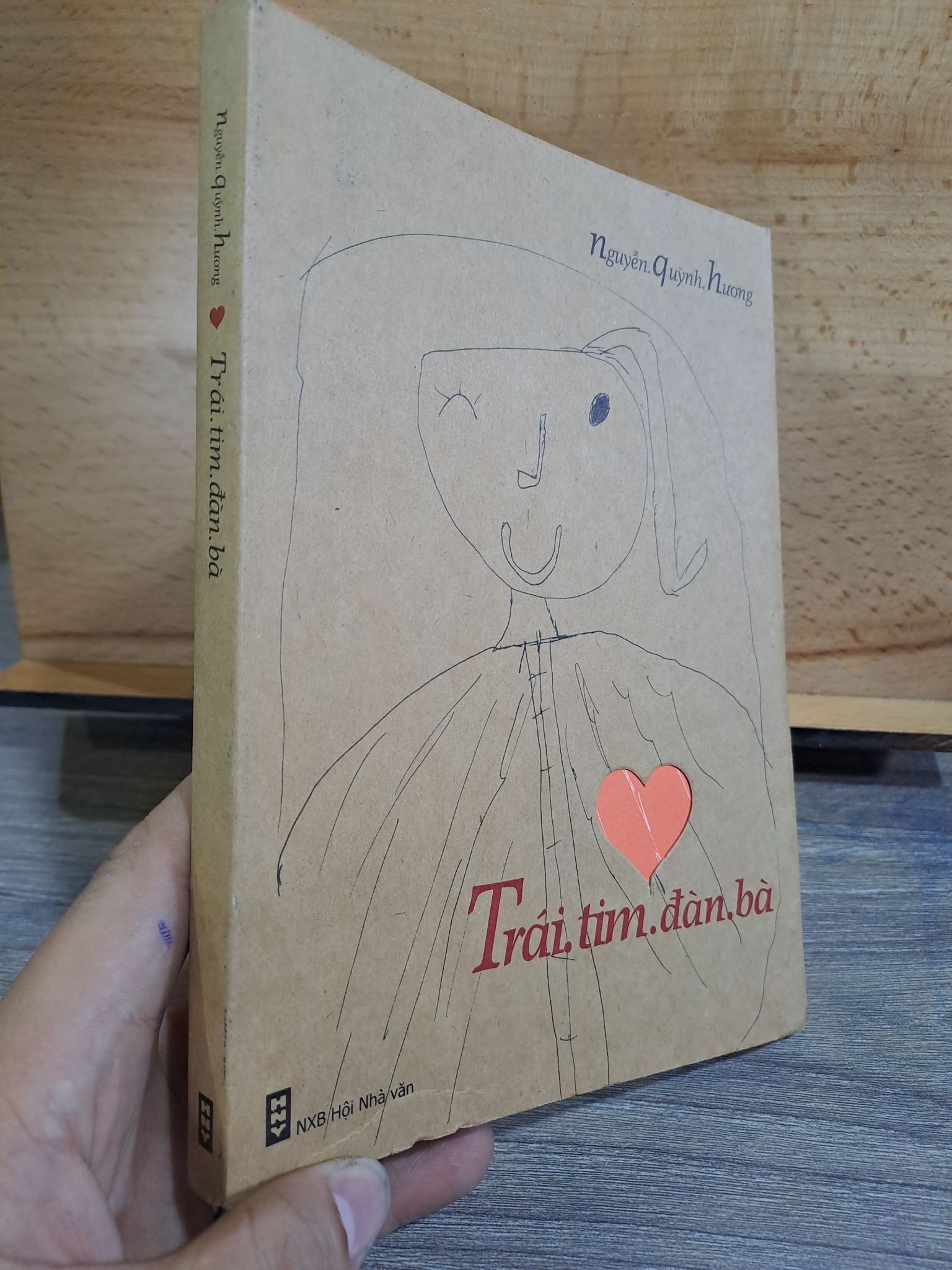Trái tim đàn bà Nguyễn Quỳnh Hương mới 80% 2015 1006 (SL có thể đặt: 1 Cuốn) - SÁCH ĐẠI HỌC