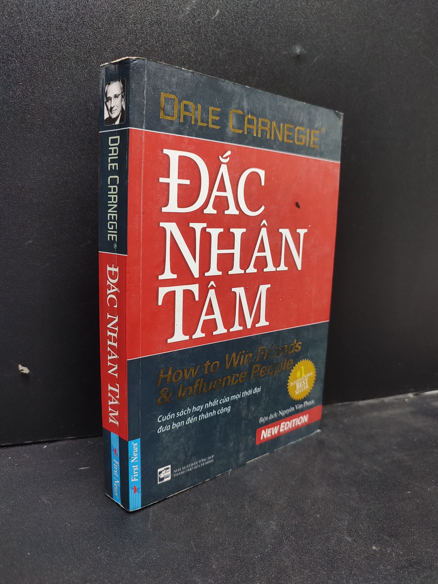 Đắc Nhân Tâm Dale Carnegie năm 2017 mới 70% ố vàng, bẩn bìa 0203 kỹ năng Sách tư duy, kỹ năng sống (SL có thể đặt: 1 Cuốn) - SÁCH ĐẠI HỌC