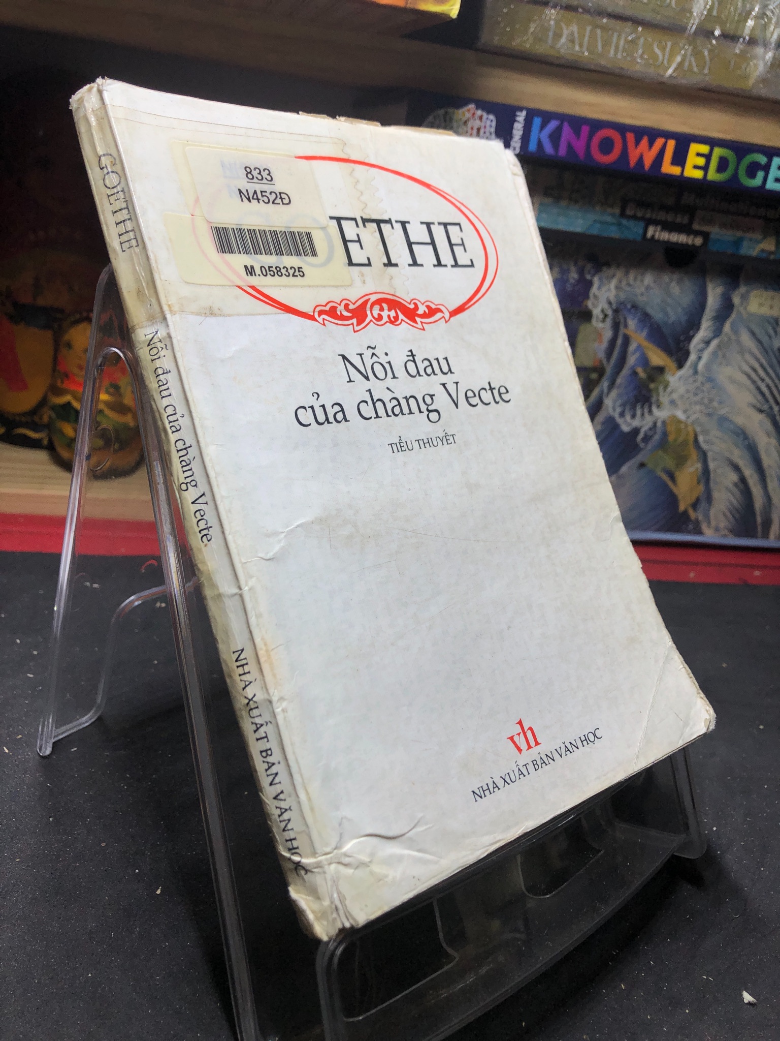 Nỗi đau của chàng Vecte 1999 mới 65% ố bẩn cong ẩm nhẹ Goethe 0906 (SL có thể đặt: 1 Cuốn) - SÁCH ĐẠI HỌC