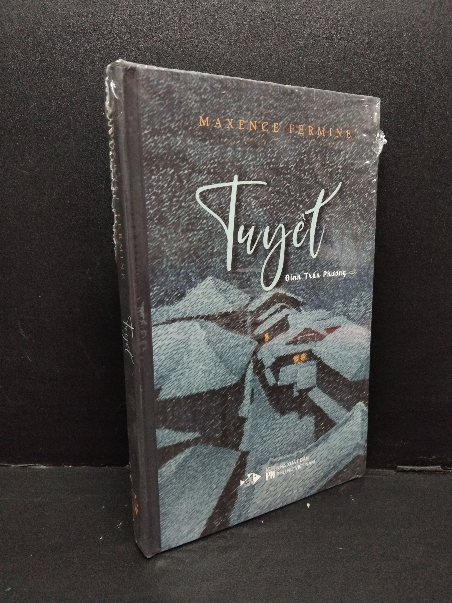 Tuyết (bìa cưngs) Maxence Fermine mới 100% 1809 (SL có thể đặt: 5 Cuốn) - SÁCH ĐẠI HỌC