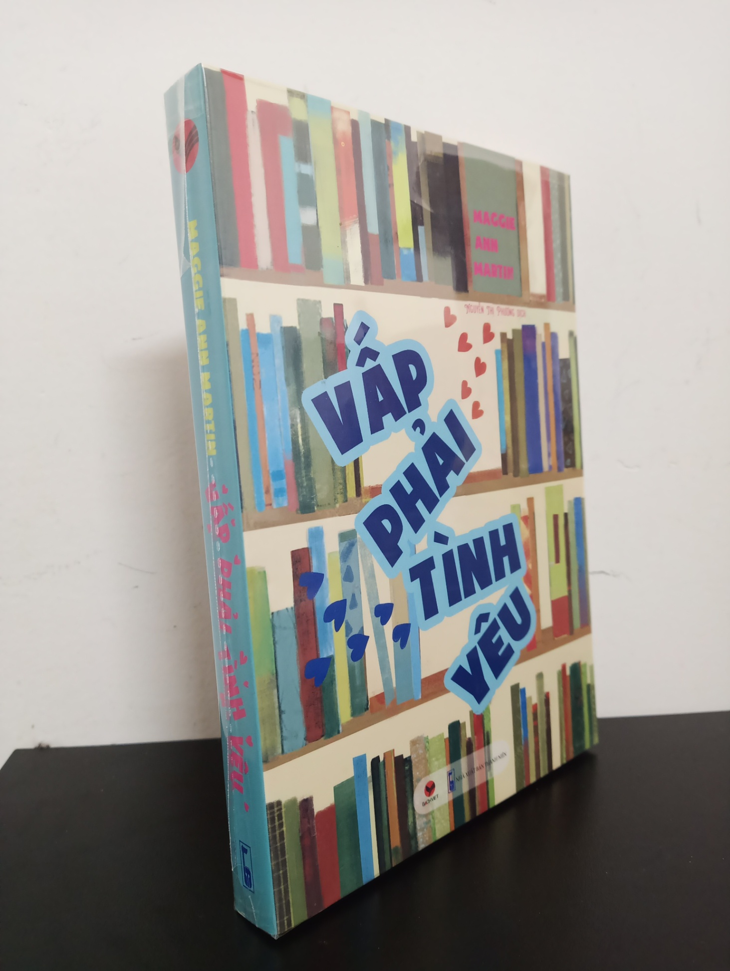 Vấp Phải Tình Yêu - Maggie Ann Martin Mới 100% 0203 (SL có thể đặt: 1 cuốn) - SÁCH ĐẠI HỌC