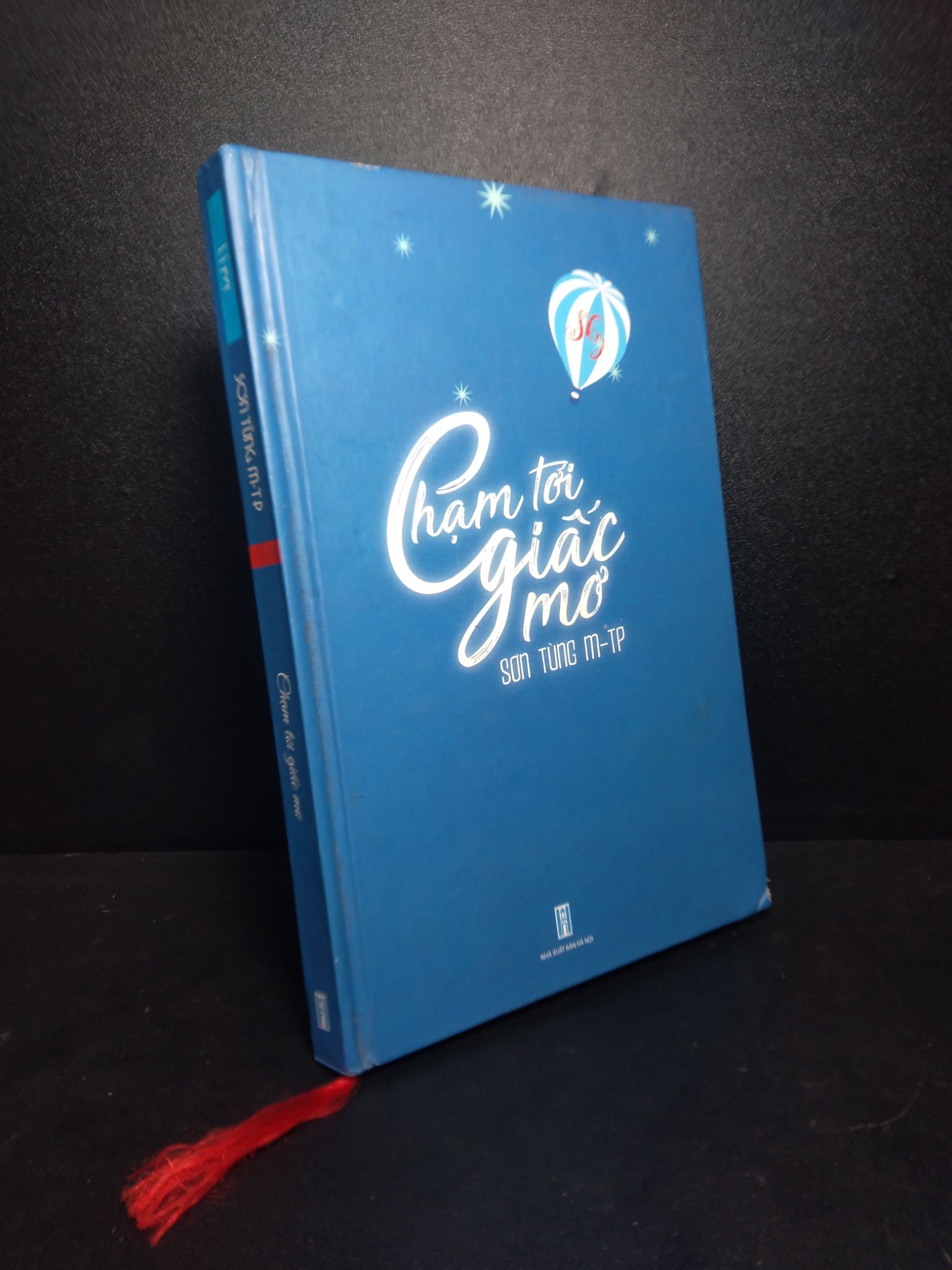 Chạm tới giấc mơ Sơn Tùng M-TP mới 70% bẩn bìa, ố nhẹ 0710 Sách ngoại văn (SL có thể đặt: 1 Cuốn) - SÁCH ĐẠI HỌC