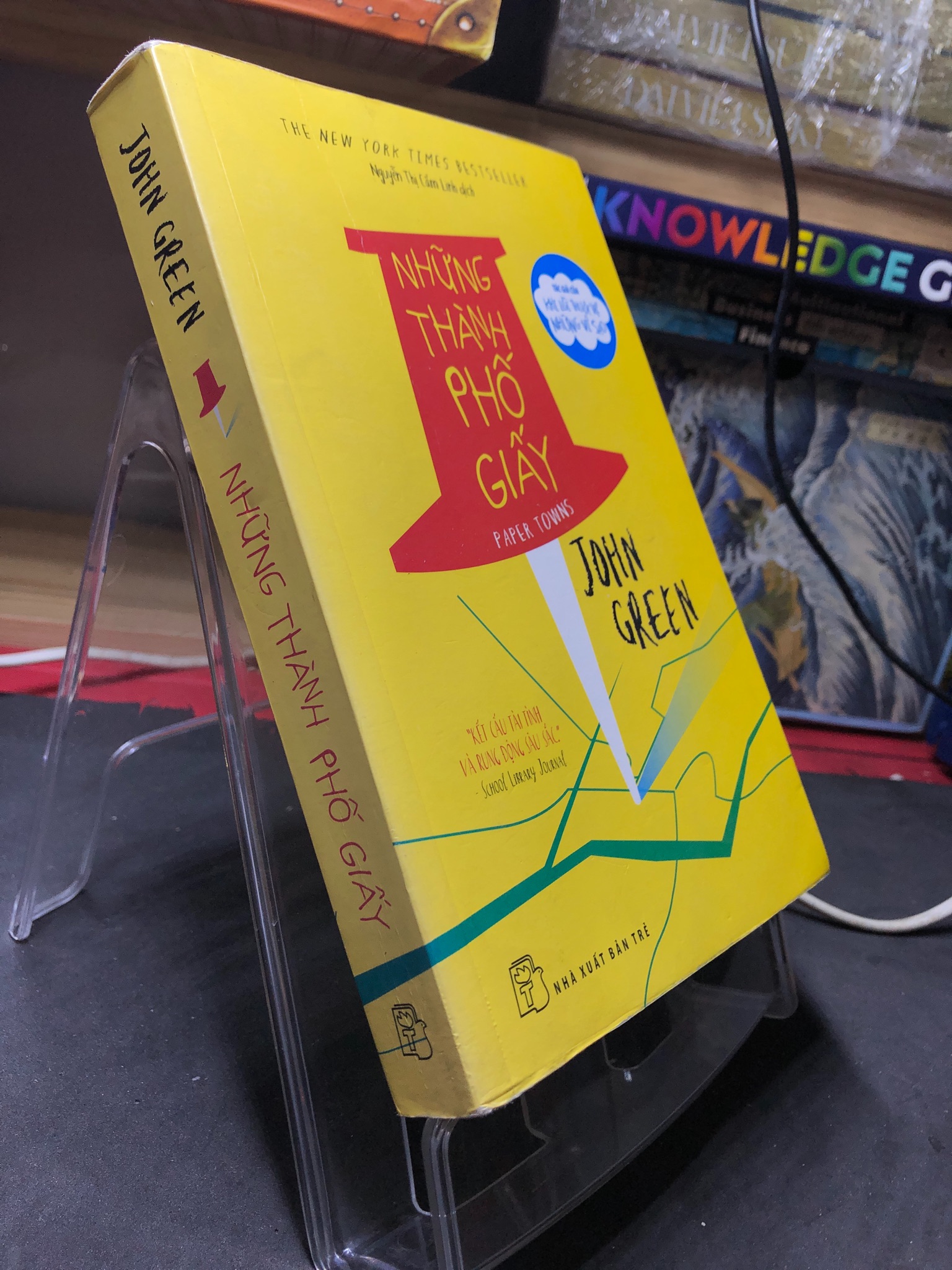Những thành phố giấy 2015 mới 75% ố vàng John Green 2306 (SL có thể đặt: 1 Cuốn) - SÁCH ĐẠI HỌC