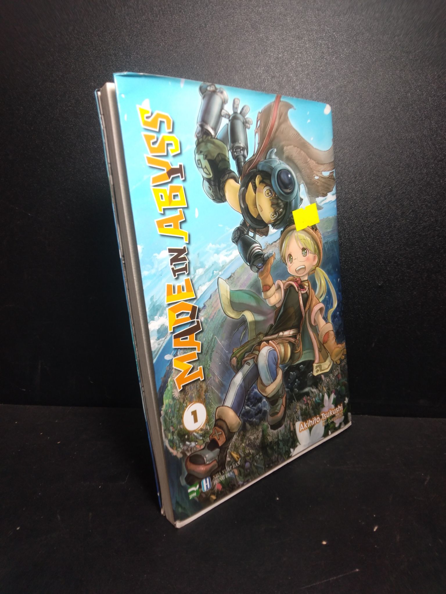 Made in abyss tập 1 năm 2021 mới 90% bẩn nhẹ 0212 (SL có thể đặt: 2 Cuốn) - SÁCH ĐẠI HỌC