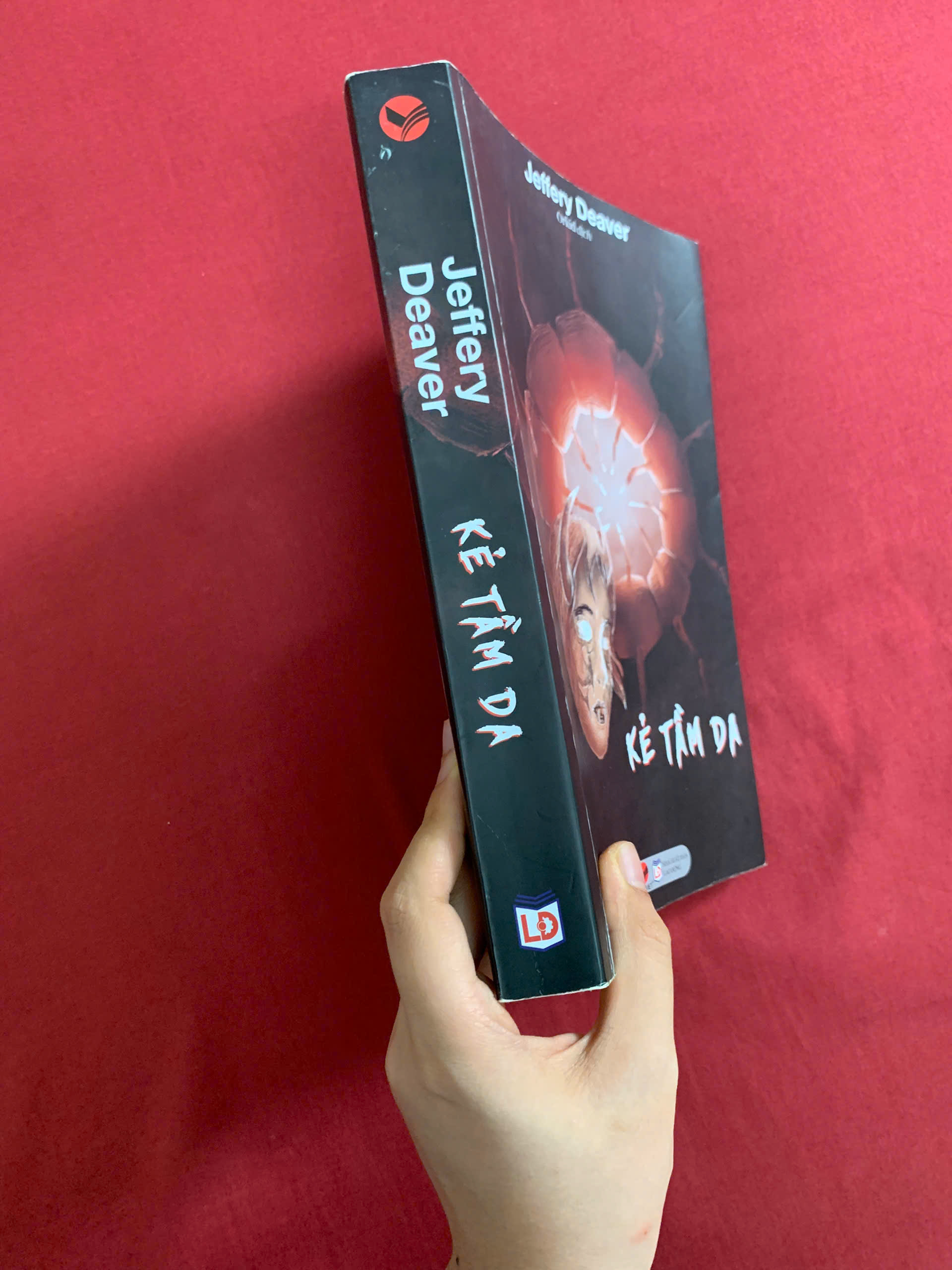 Kẻ tầm da - The skin collector (Jeffrey Deaver) Mới 90% bẩn, bong bìa sách nhẹ