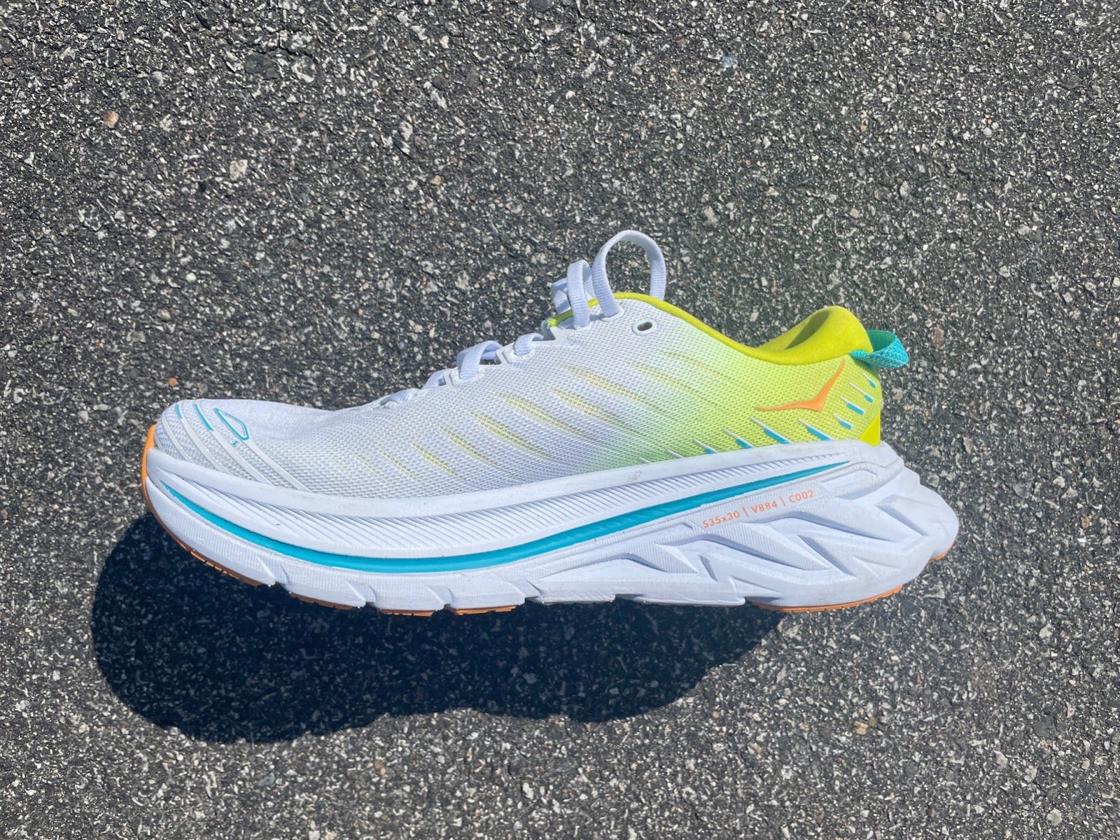 Review giày chạy bộ HOKA ONE ONE Bondi X - Multi Tester