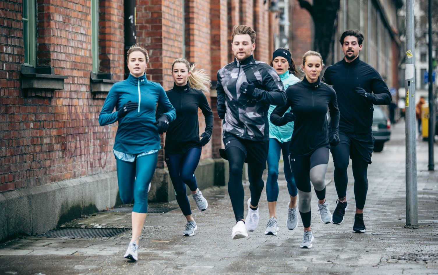 Những mẫu áo khoác chạy bộ tốt nhất cho mùa đông