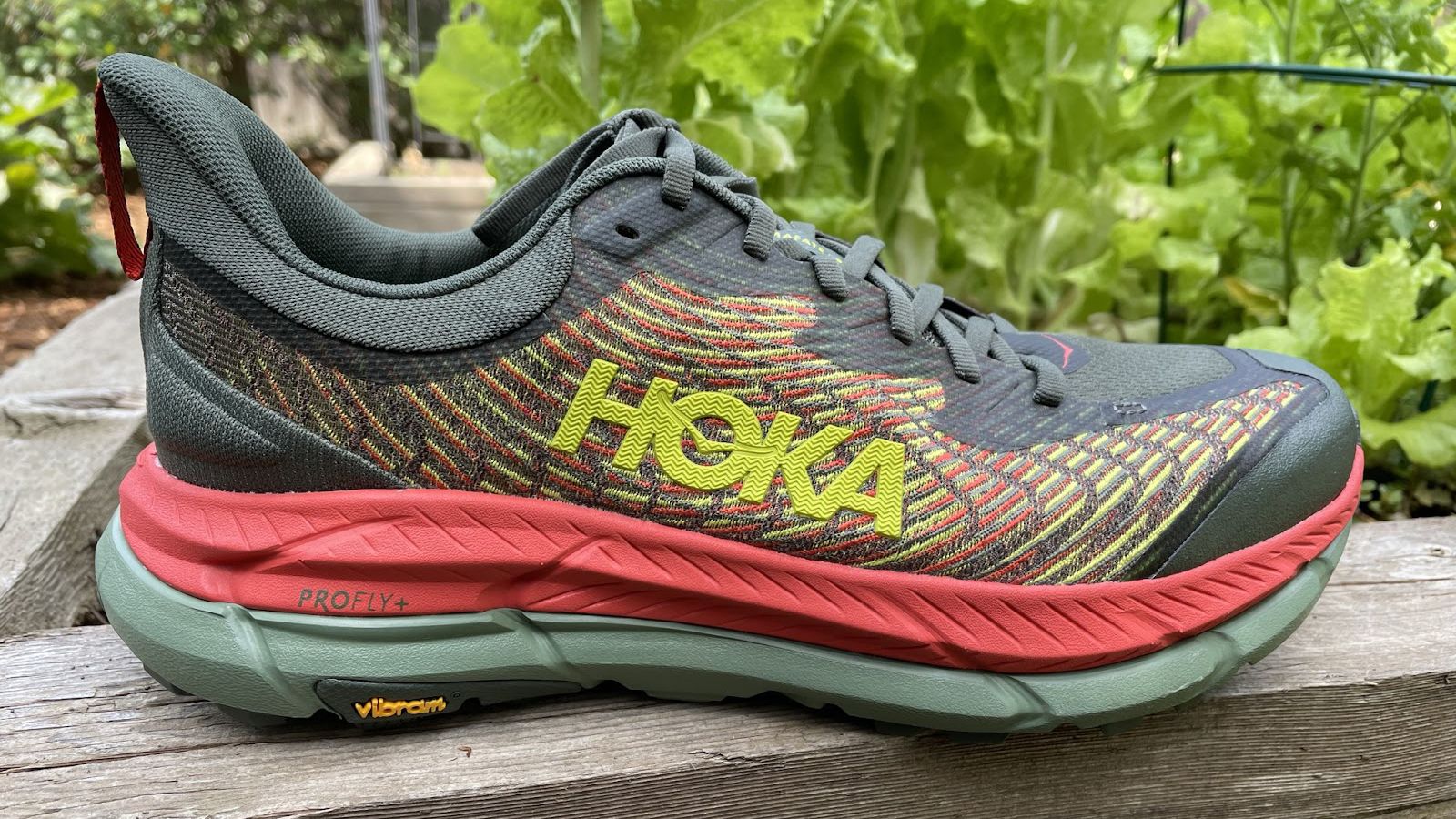 Review giày chạy trail Hoka Mafate Speed 4