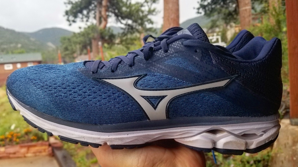 Top những đôi giày chạy bộ Mizuno tốt nhất hiện nay