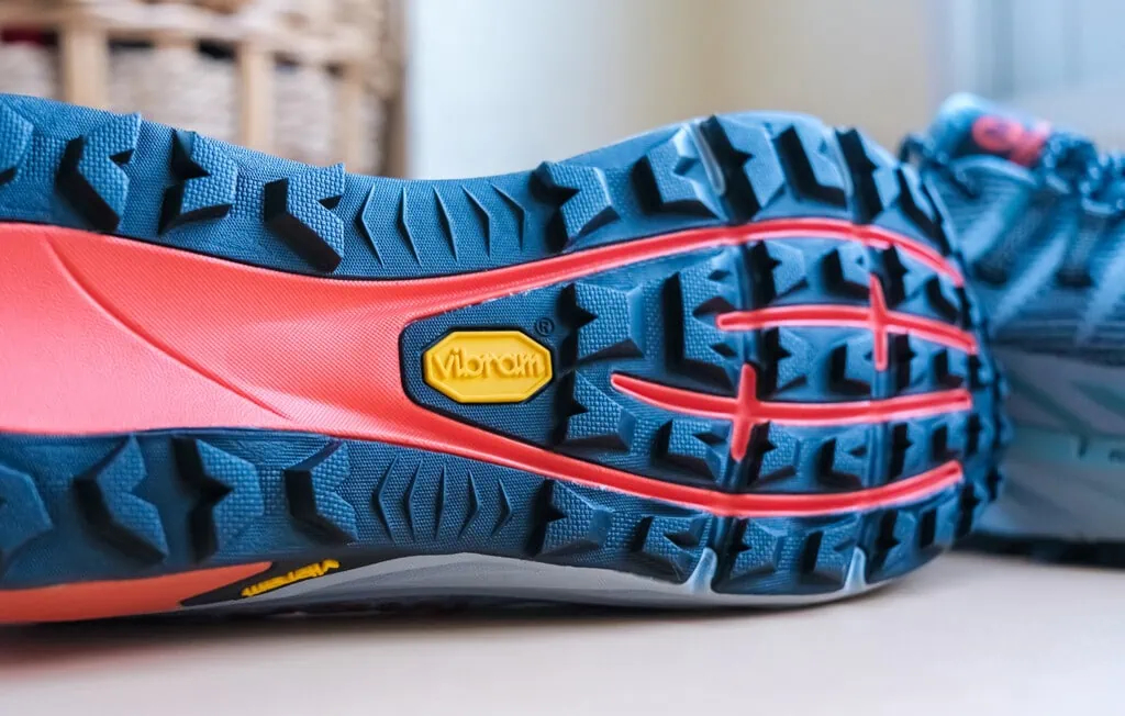 Vibram MegaGrip - Chất liệu tốt nhất cho đế ngoài của giày chạy Trail