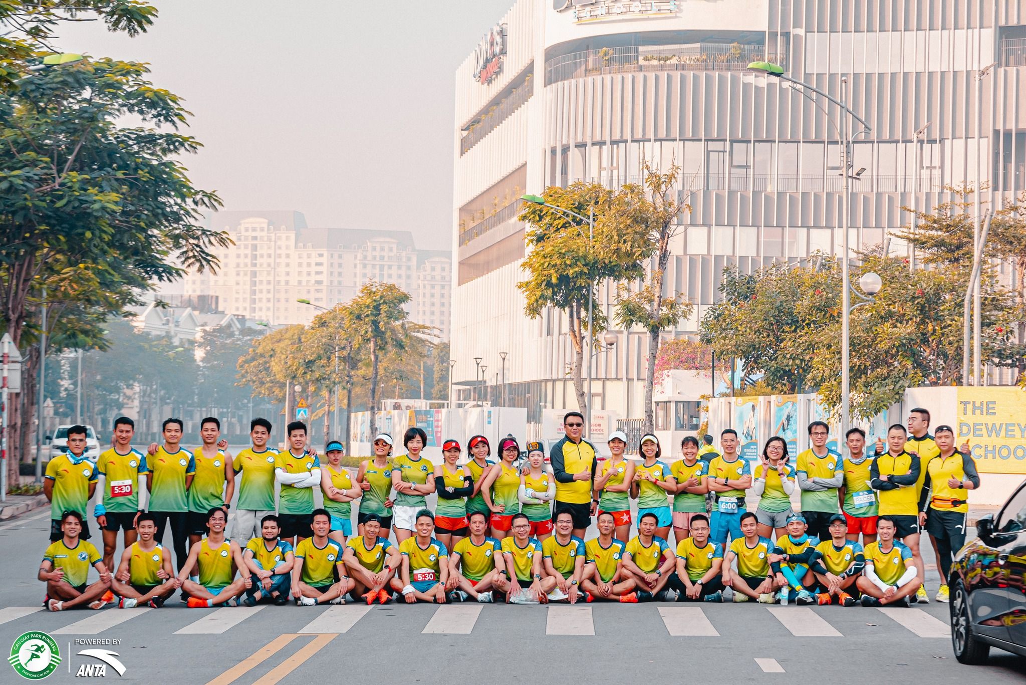 Cau Giay Park Runners