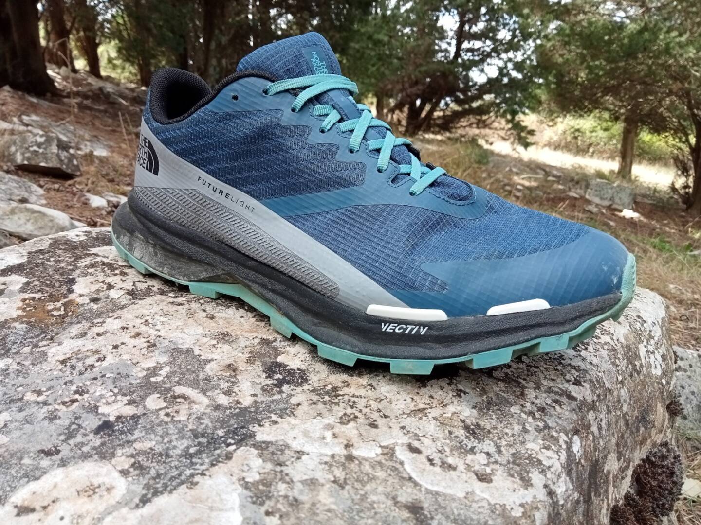 Giày chạy trail The North Face VECTIV Levitum FUTURELIGHT