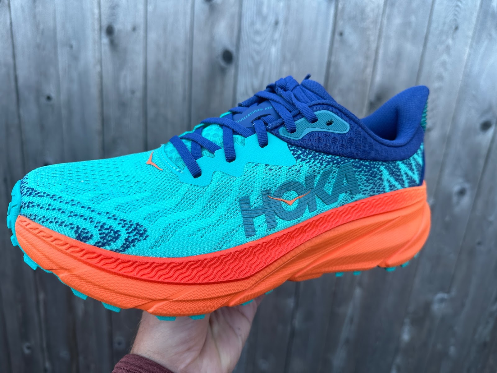 Hoka Challenger 7