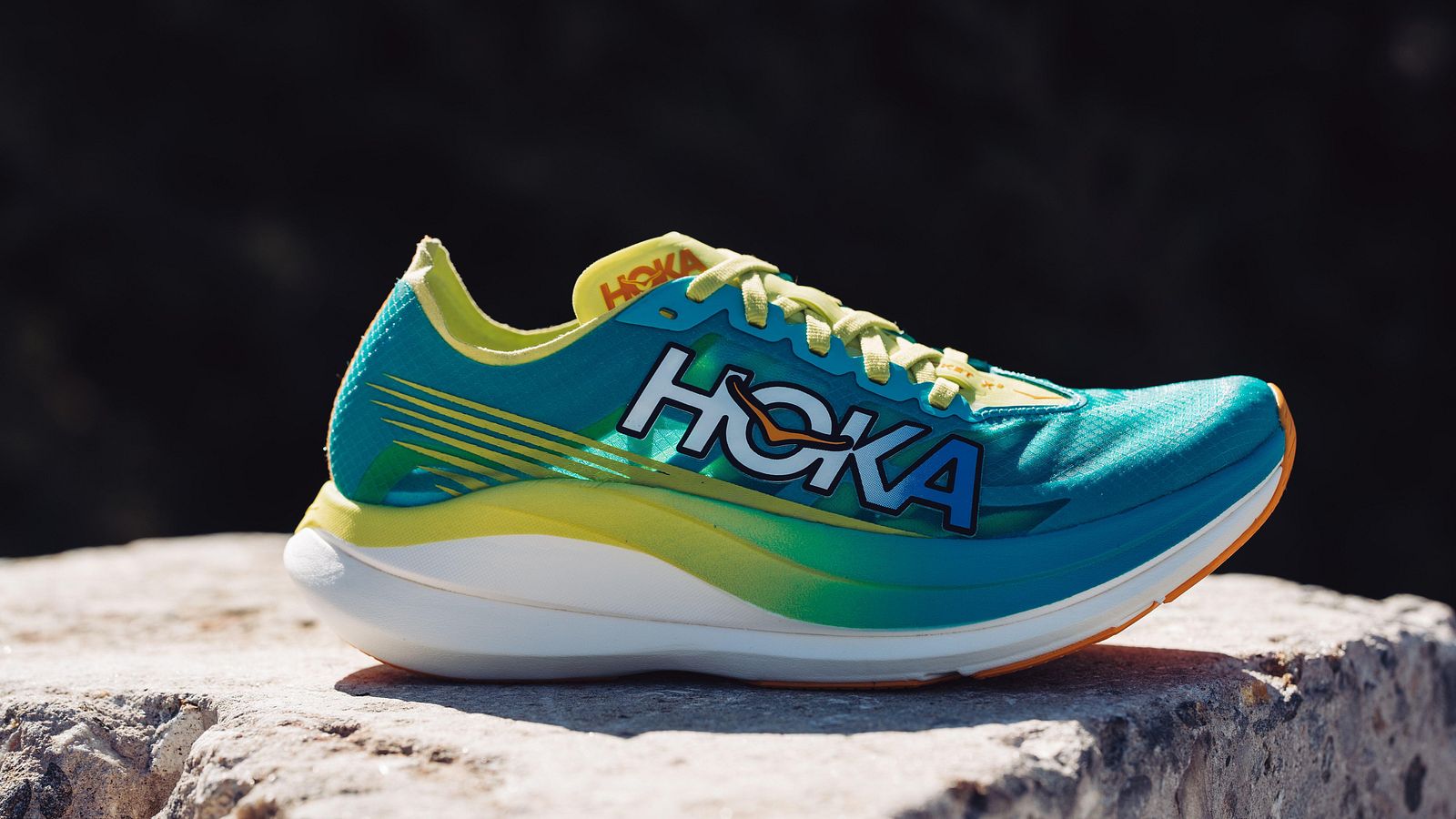 giày chạy bộ Hoka Rocket X 2