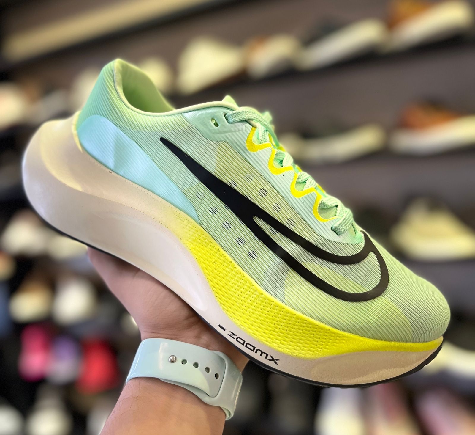 giày chạy bộ Nike Zoom Fly 5