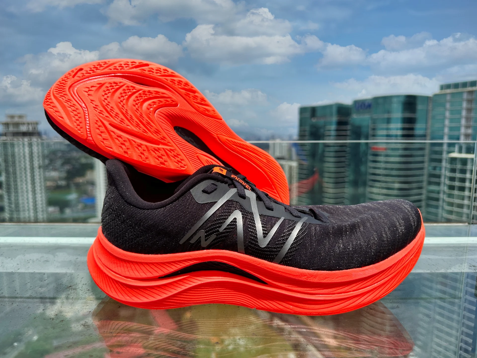 Giày chạy bộ New Balance FuelCell Propel v4