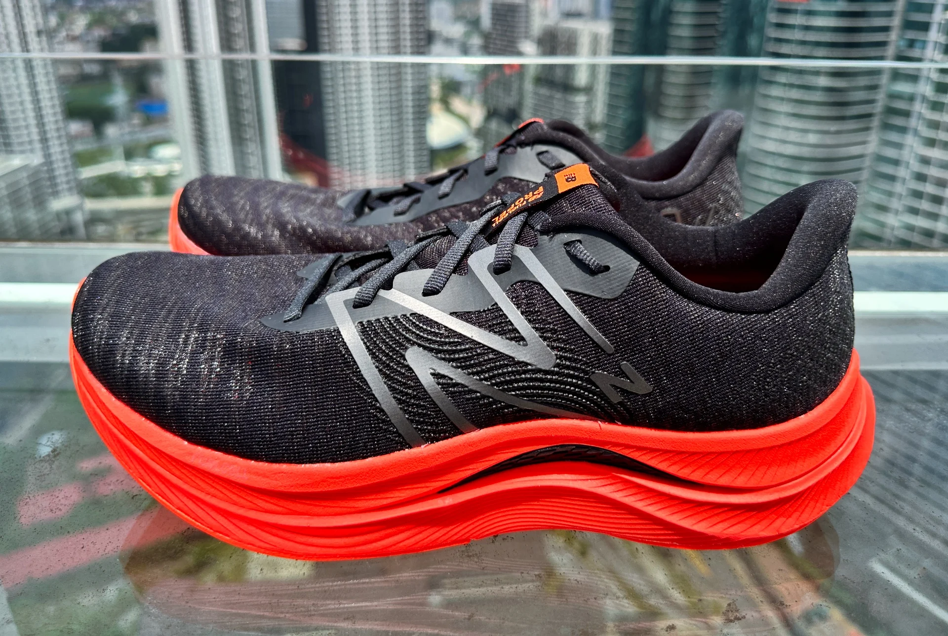 Giày chạy bộ New Balance FuelCell Propel v4