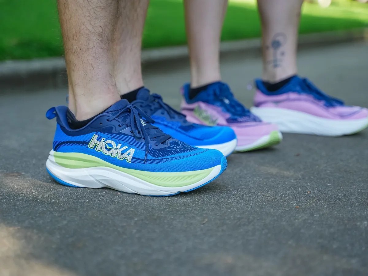 Giày chạy bộ Hoka Skyflow