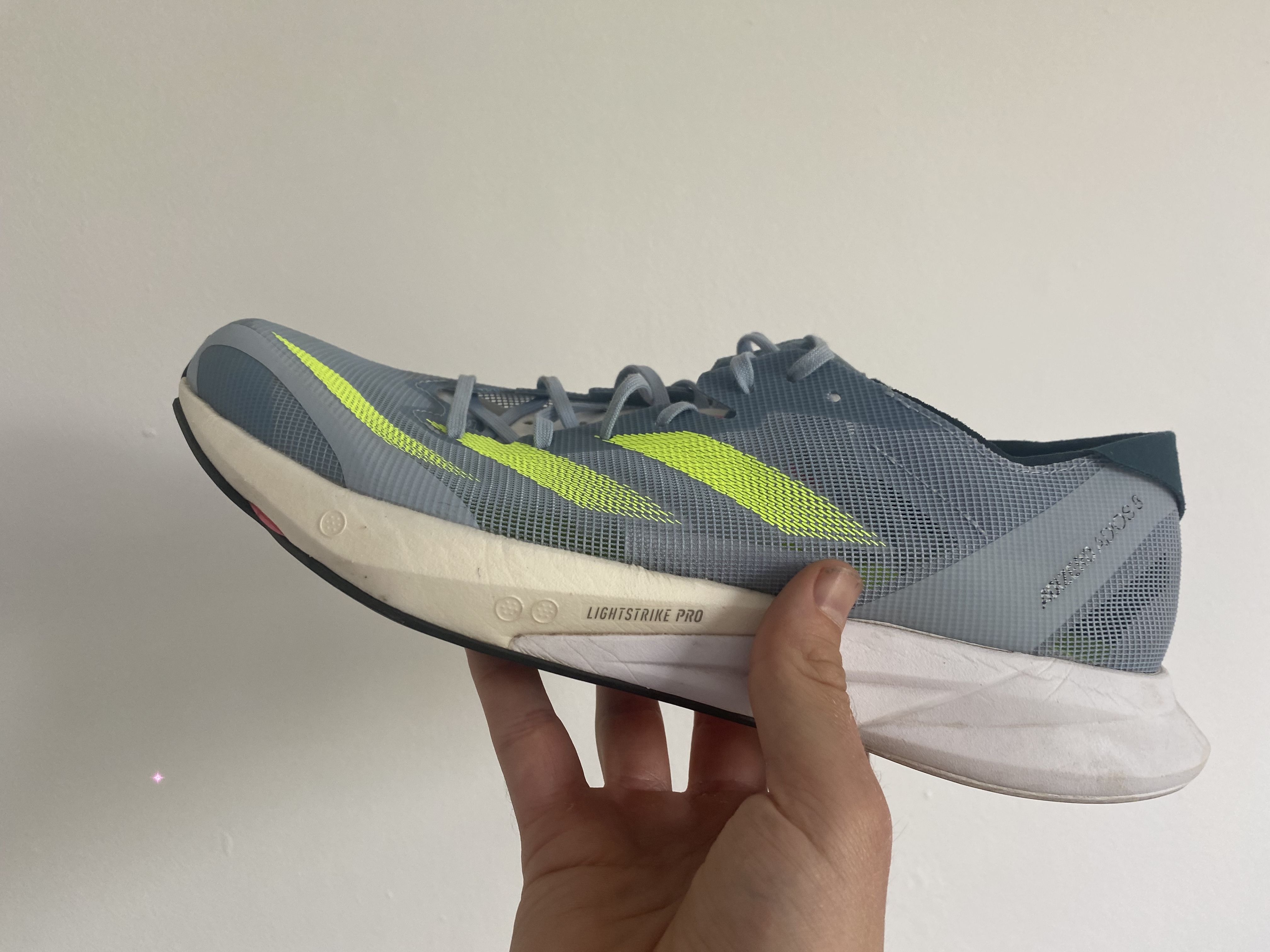 Giày chạy bộ Adidas Adizero Adios 8