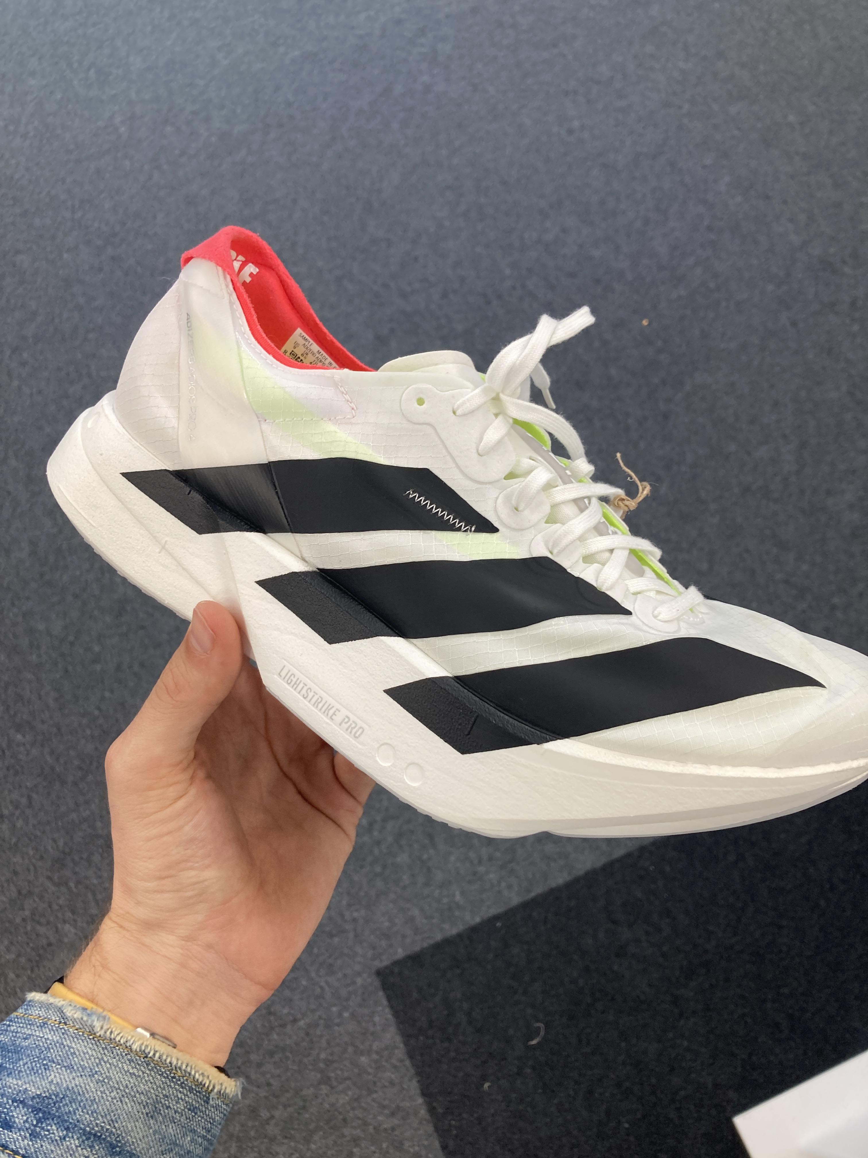 Giày chạy bộ Adidas Adizero Adios Pro 4