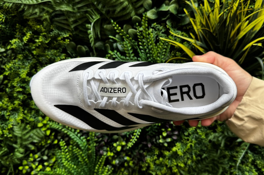 Phần Upper của giày chạy bộ Adidas Adizero Evo SL