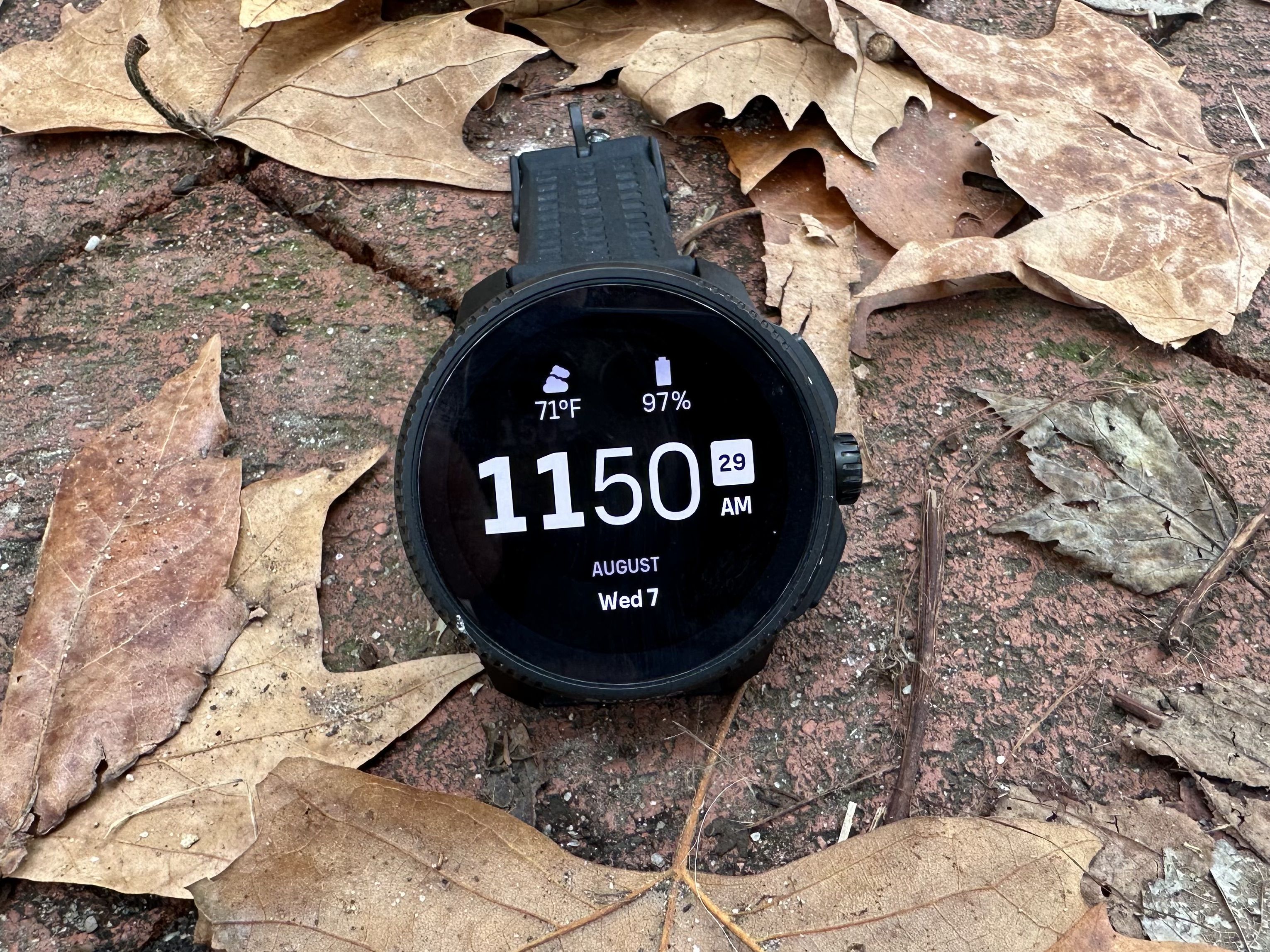 Đồng hồ chạy bộ GPS Suunto Race