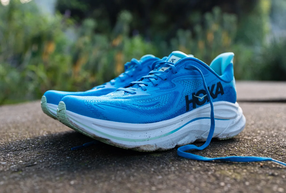 Giày chạy bộ Hoka Clifton 10