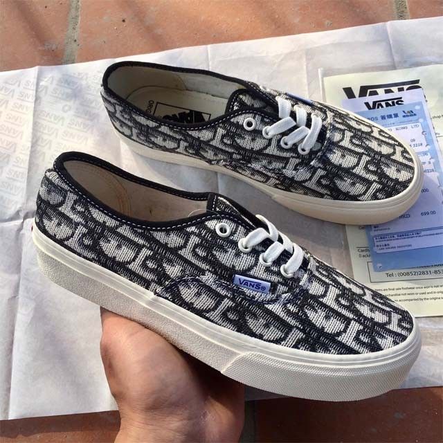 vans dior