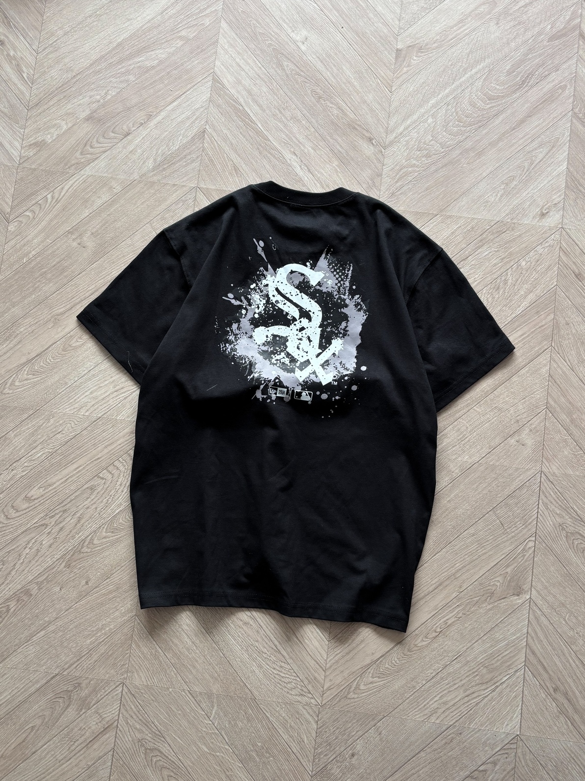 NE Tshirt Pocket Sox