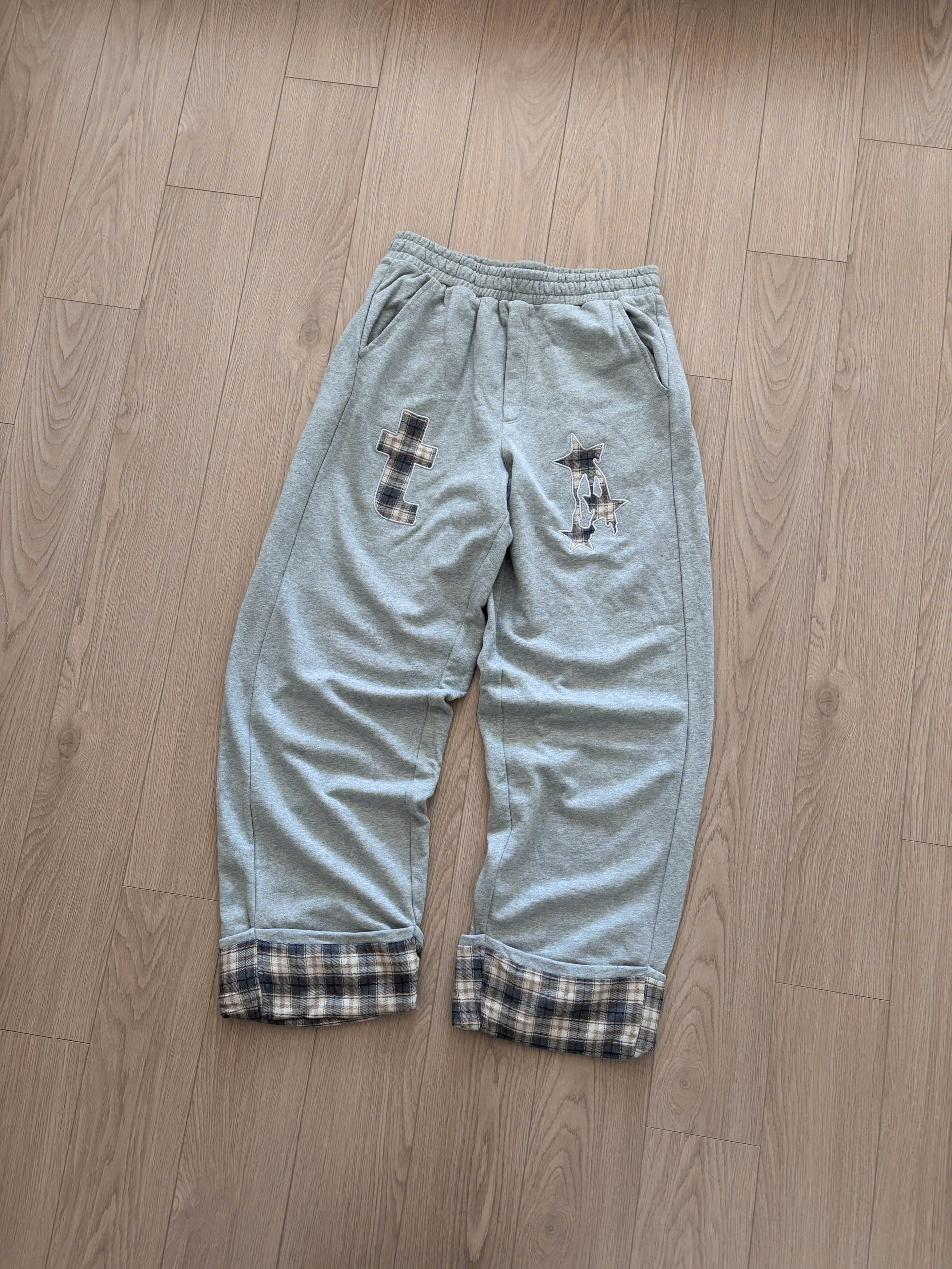 Travel Sweatpants Check Roll-Up