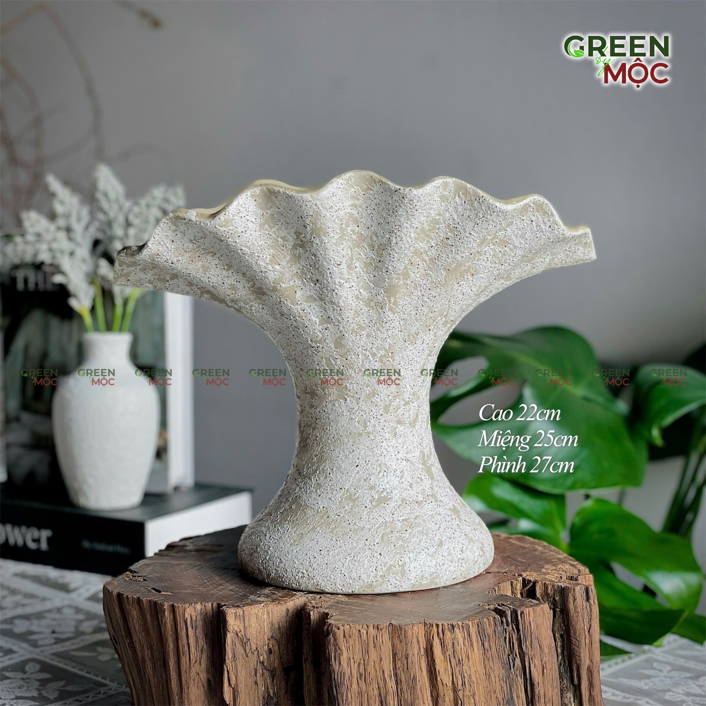 Bình Cắm Hoa Dáng Quạt PT Ceramics Gốm Bát Tràng Thủ Công
