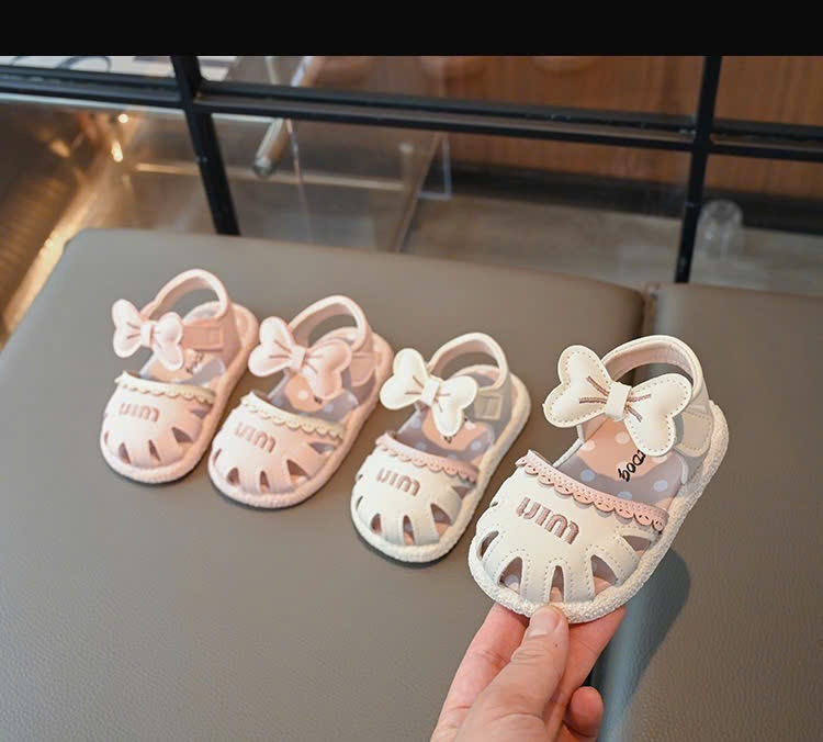 Sandal Tập Đi BG Da Quai Nơ Miu