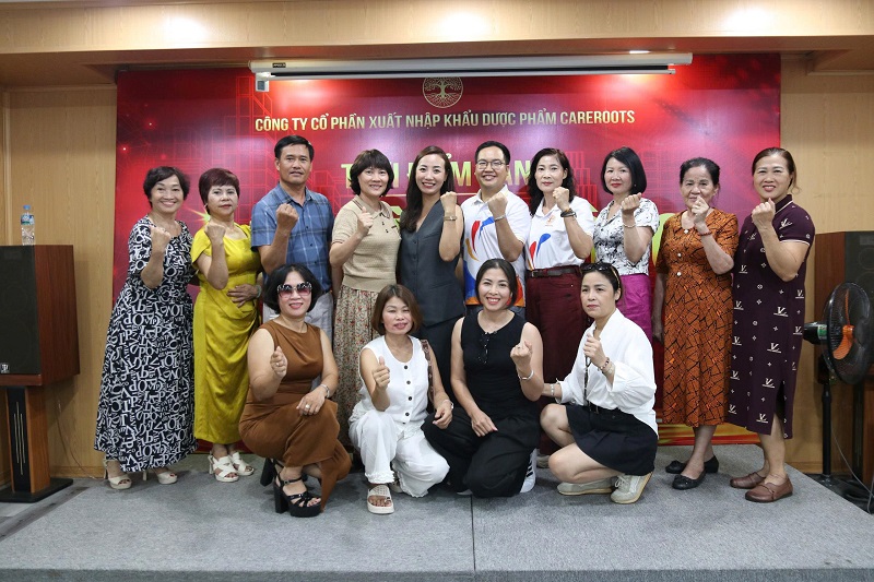 Thoi-diem-vang-de-thanh-cong-cung-CareRoots_hoi thao careroots 4.jpg