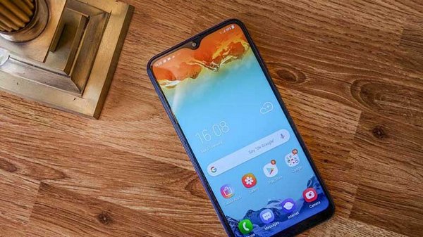 Trải nghiệm thực tế với điện thoại Samsung M20 - Nên mua hay không?