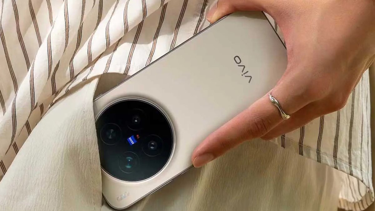 vivo X500 Series sẽ có 4 phiên bản: Pro Max gây sốc với pin 8000mAh, màn hình 2K 144Hz và camera 200MP