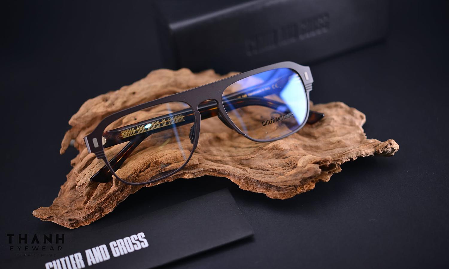 Gọng kính Cutler and Gross CGOP136555 002 Brown Titanium