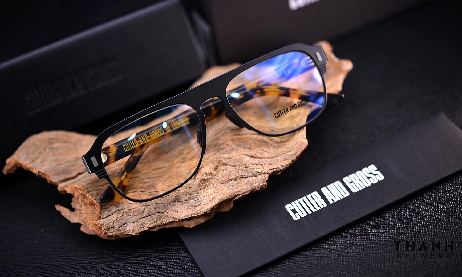 Gọng kính Cutler and Gross CGOP136555 003 Matte Black Titanium