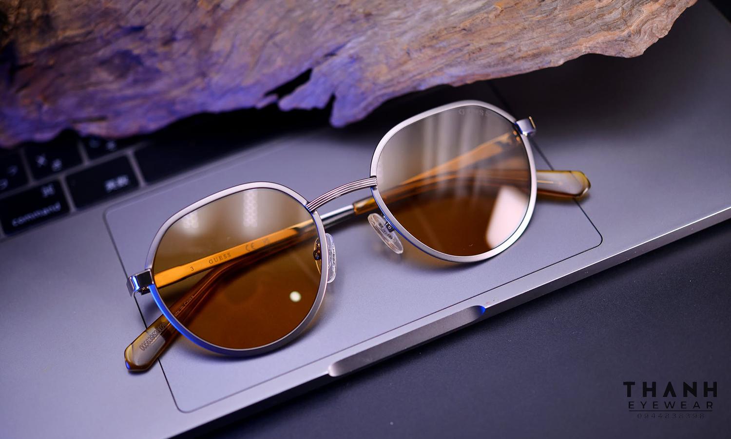 Kính râm Guess GU00207 09E Matte Gunmetal Brown