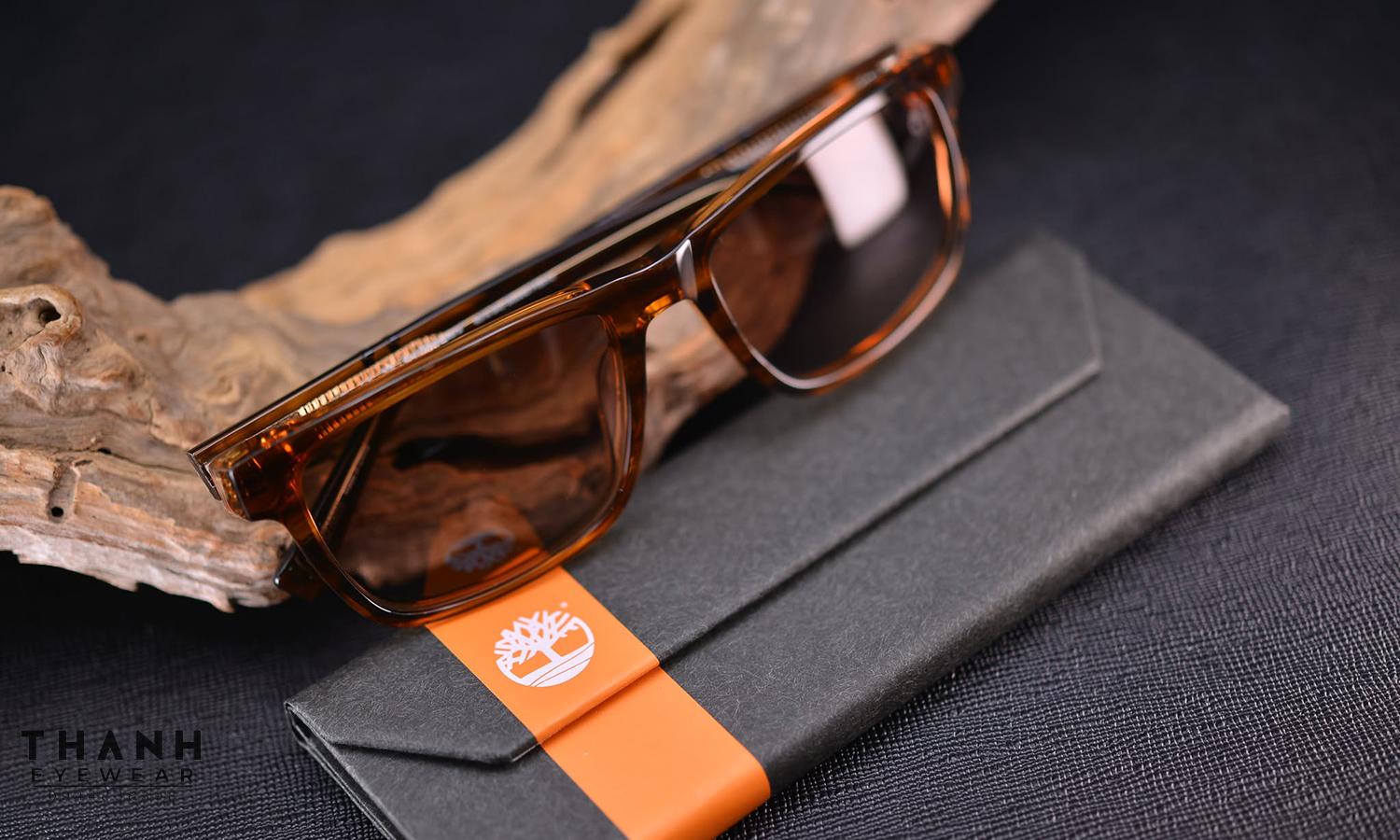 Kính râm Timberland ­ TB00020 ­48H ­Shiny Black Smoke Polarized