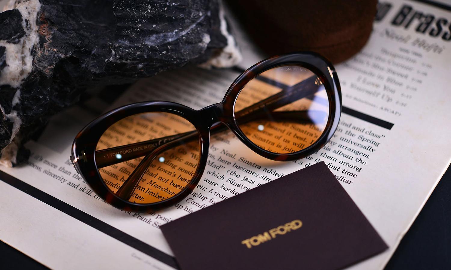 Kính râm Tom Ford TF1009 52E Dark Havan