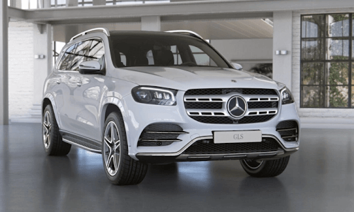 Mercedes là một trong các hãng xe hạng sang được săn lùng
