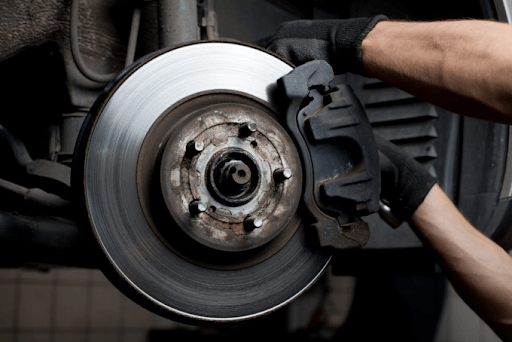 Cách phòng tránh thắng đĩa trước bị cạ