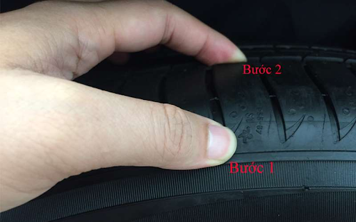 Lốp bị mòn ở hai bên mép