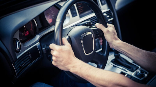 Xe ô tô bị rung có thể cảm nhận được khi đang lái